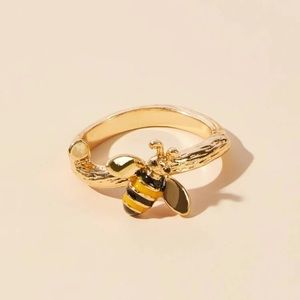 Bee ring